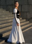 MITTELALTER KLEIDUNG FÜR FRAU