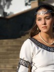 MITTELALTER KLEIDUNG FÜR FRAU