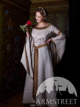 Mittelalter Kleid aus Leinen Anna von Kiew