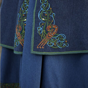 Limitierter Wikinger Mantel mit Stickerei „Hilda die Stolze“, Kaftan aus gefilzter Wolle