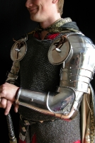 Exklusiver Set: Schulterschutz, Pauldron, Armröhre
