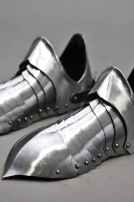 Mittelalter Eisenschuhe für Beinschutz