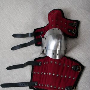 Brigantine Für Arme Mit Ellbogenkacheln Aus Stahl