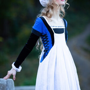 Damenkostüm „Renaissance-Erinnerungen“ mit Kleid, Hemd, Schürze und Haube