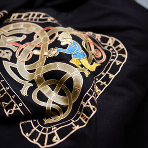 Handbesticktes T-Shirt im Wikinger-Stil in limitierter Auflage „Krieger und Schlange”