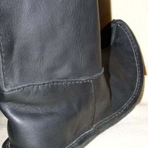 Handgefertigte Lange Schwarze Lederstiefel Aus Osten