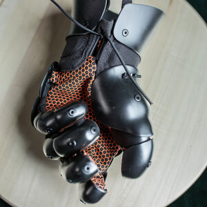 HEMA 5-Finger-Handschuhe „Black Prince“ aus Kunststoff