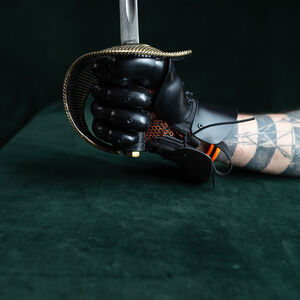 HEMA 5-Finger-Handschuhe „Black Prince“ aus Kunststoff