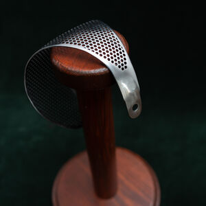 Hochleistungsfähige Parierstange für Säbel mit Perforation von ArmStreet