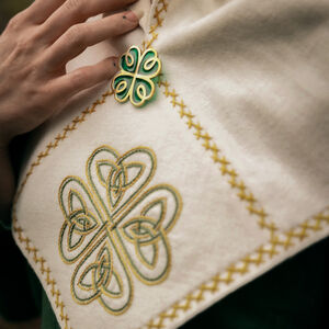 Keltische Kapuze „Hohle Hügel“ aus Merinowolle in limitierter Auflage