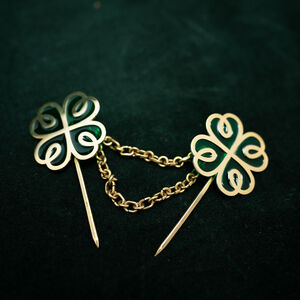 Kleeblatt-Verschluss „Hohle Hügel” im keltischen Stil