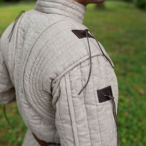 Kurzer Mittelalter Gambeson mit Jakobsmuscheln „Heckenritter“ SCA WMA Rüstungsjacke