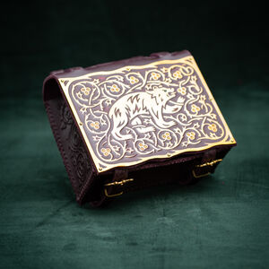 Ledertasche mit emaillierter Messing-Kunstplatte „Bär“