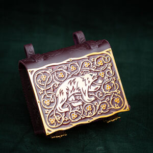 Ledertasche mit emaillierter Messing-Kunstplatte „Bär“