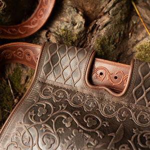 Ledertasche mit Taschen und Bärenprägung