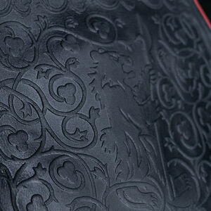 Ledertasche mit Taschen und Bärenprägung