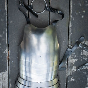 Leichter Brustpanzer aus Federstahl „Heckenritter“ für WMA, HEMA Harnischfechten