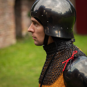 Leichter, eng anliegender Sturmhaube-Helm „Söldner“ für LARP