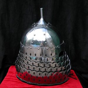 Mittelalter Asiatischer Lamellenhelm
