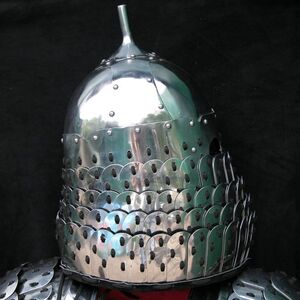 Mittelalter Asiatischer Lamellenhelm