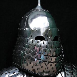 Mittelalter Asiatischer Lamellenhelm