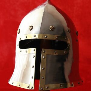 Mittelalter Barbuta Helm Mit Messingverzierungen