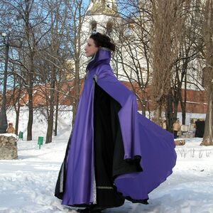 MEDIEVAL REVERSABLE CLOAK