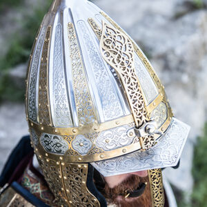 Mittelalter Helm „König des Ostens“