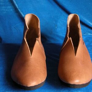 Mittelalter: Keltische Stiefel Mit Gummisohle