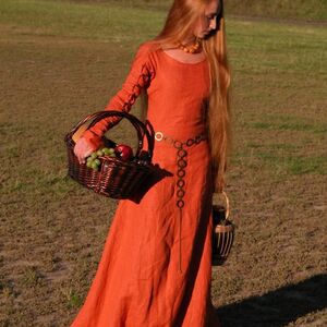 Orangefarbenes Kleid „Rothaarige Elise“