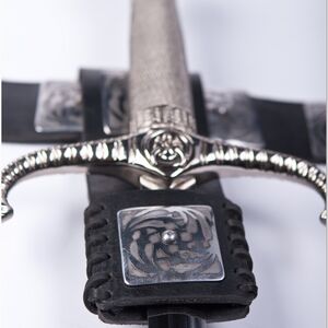 Mittelalter Schwertscheide mit Ätzung auf Stahl