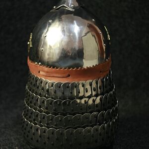 Mittelalter Slawischer Helm, Kegelform Mit Gesichtsmaske