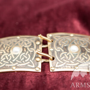 Sale: Geätzter Frauengürtel aus Messing „Die Akkolade“