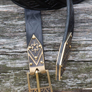 Sale: Geprägter Ledergürtel mit geätztem Messing „Rhombus“, 15. Jhdt