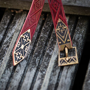 Sale: Geprägter Ledergürtel mit geätztem Messing „Rhombus“, 15. Jhdt