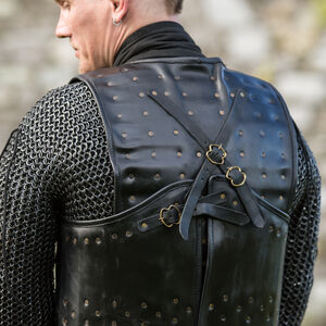 Sale: Visby Plattenrock „Eigenwilliger Ritter” | Schwarzes Naturleder