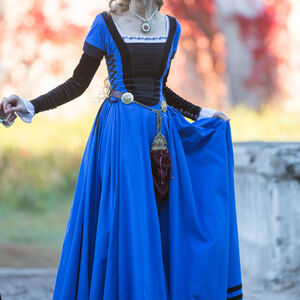 Tailliertes Kleid mit Samt „Renaissance Erinnerungen”