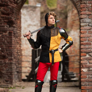 Vernieteter Kettenhemd-Standardkragen mit Lederakzenten „Söldner“