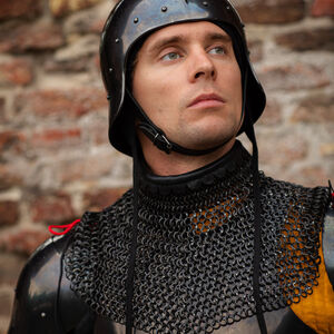 Vernieteter Kettenhemd-Standardkragen mit Lederakzenten „Söldner“