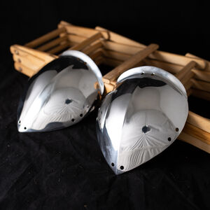 Leichte, gehärtete WMA-Schwertkampf Schulterstücke