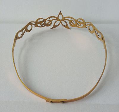 Sale: Mittelalter Messingkrone „Dreiblatt“