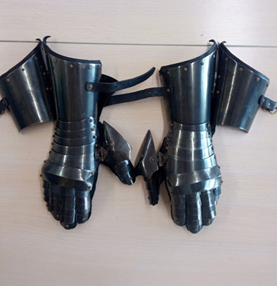 Sale Dark Star Finger Gauntlets