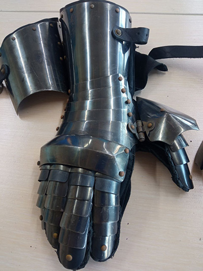 Sale Dark Star Finger Gauntlets